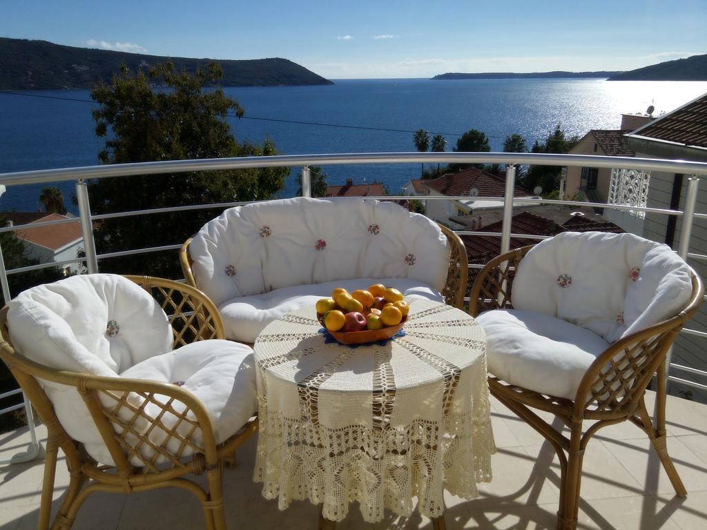 Brace Grakalica 20b Herceg Novi